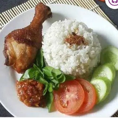 Nasi Ayam Goreng Bumbu Ireng