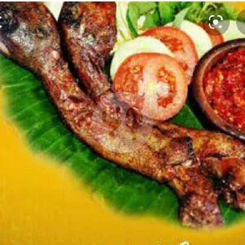 2 Kepala Bebek Goreng